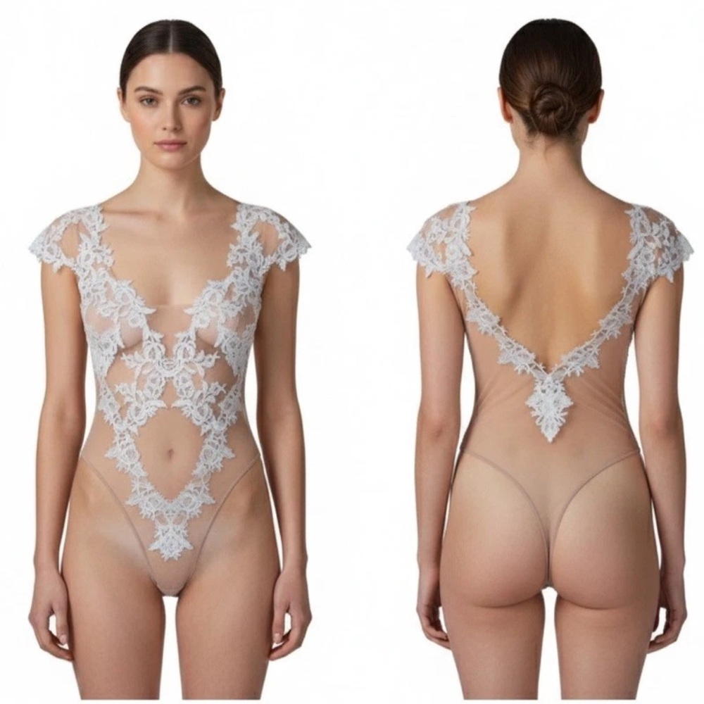 Victoria’s Secret NWT Nude with Lace Teddy - Picture 2 of 5